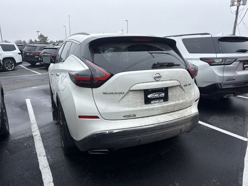 Used 2020 Nissan Murano SV image 3