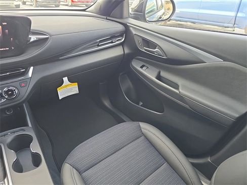 New 2025 Buick Envista Preferred w/ Convenience I Package image 16