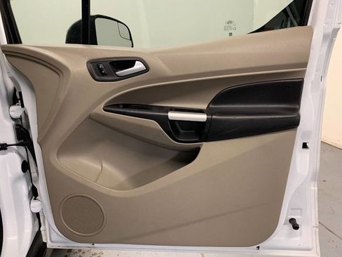 Used 2015 Ford Transit Connect XLT image 19
