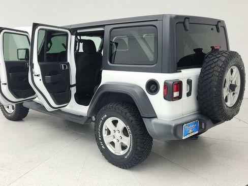 Used 2021 Jeep Wrangler Unlimited Sport AWD/4WD image 11