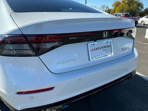 Used 2024 Honda Accord Touring image 24