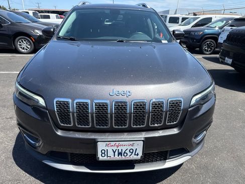 Used 2019 Jeep Cherokee Limited FWD image 5