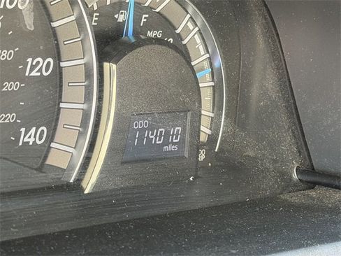 Used 2012 Toyota Camry SE image 9