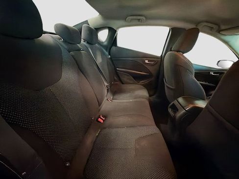 Used 2015 Dodge Dart SXT image 16