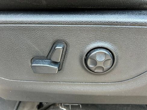 Used 2019 RAM 1500 Big Horn AWD/4WD image 48