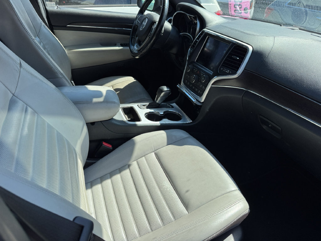 Used 2018 Jeep Grand Cherokee Limited RWD image 18