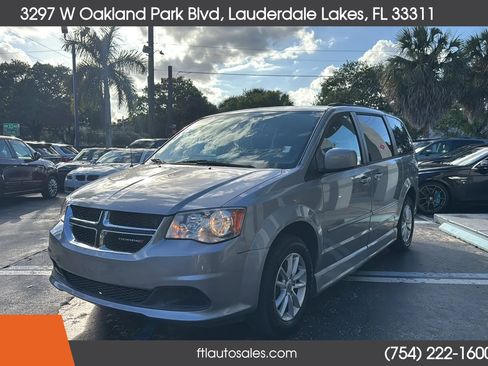 Used 2016 Dodge Grand Caravan SXT w/ Rear Park Assist Package image 9