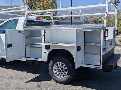 New 2026 GMC Sierra 2500 Pro w/ Convenience Package RWD image 10