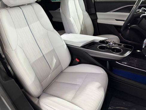 Certified 2024 Cadillac Lyriq Sport RWD image 34