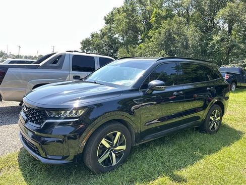 Used 2022 Kia Sorento S FWD image 16