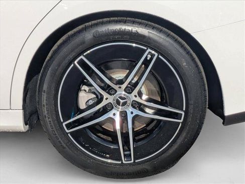 New 2025 Mercedes-Benz E 350 Sedan image 9