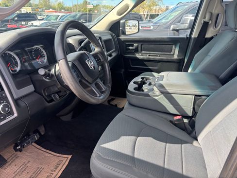 Used 2014 RAM 1500 Express image 10