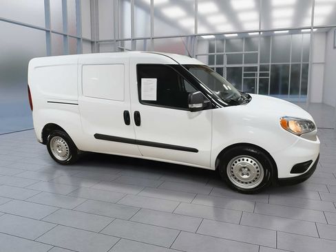 Used 2022 RAM ProMaster City Tradesman FWD image 2