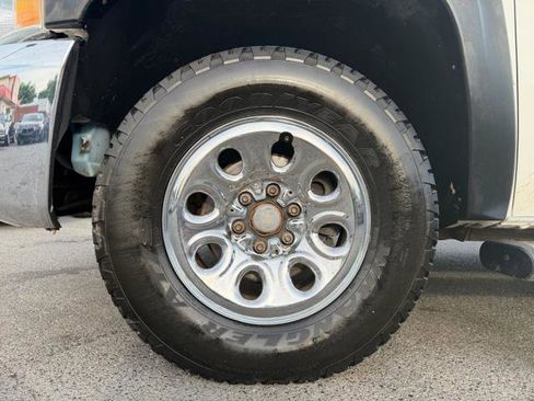 Used 2012 Chevrolet Silverado 1500 LT AWD/4WD image 23