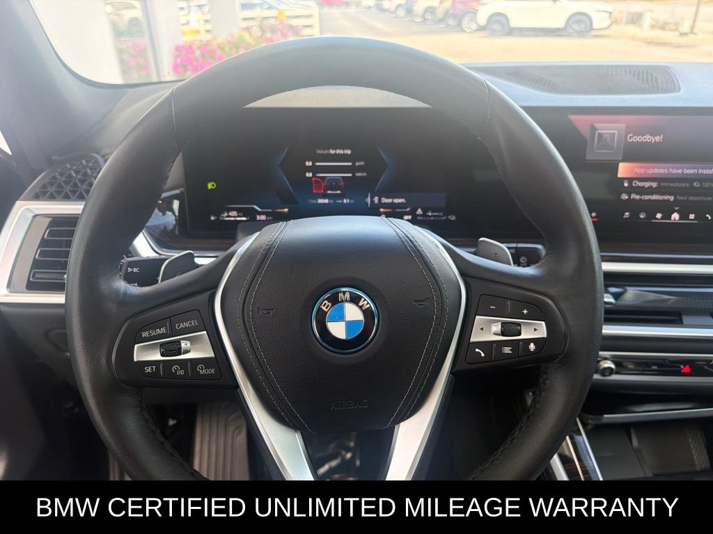 Used 2025 BMW X5 xDrive50e w/ Premium Package AWD/4WD image 28