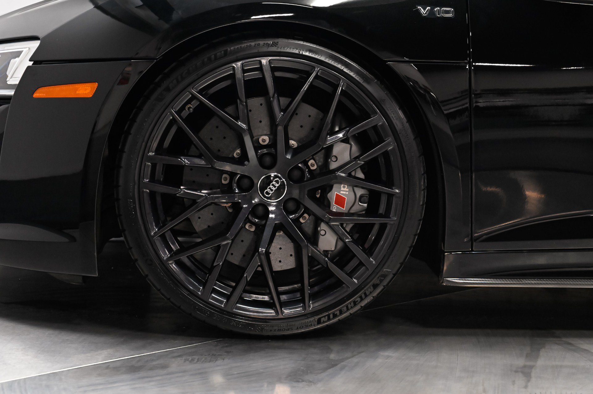 Used 2018 Audi R8 V10 plus AWD/4WD image 28