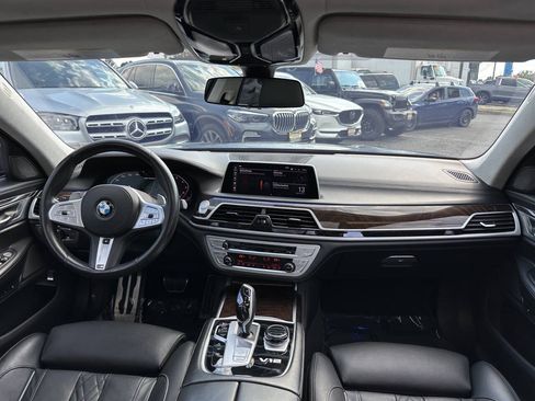 Used 2020 BMW M760i xDrive AWD/4WD image 29
