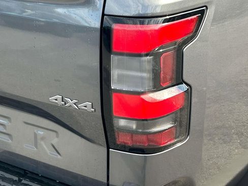 New 2026 Nissan Frontier SV w/ Tow Package AWD/4WD image 10
