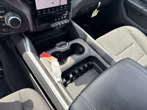 Used 2023 RAM 1500 Big Horn image 34