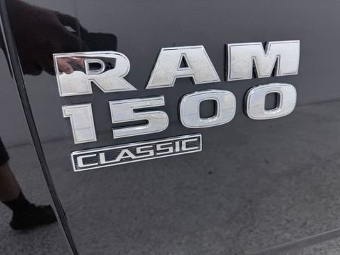 Used 2019 RAM 1500 Express AWD/4WD image 9