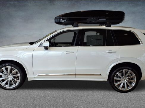 New 2026 Volvo XC90 B6 Plus w/ Protection Package AWD/4WD image 4