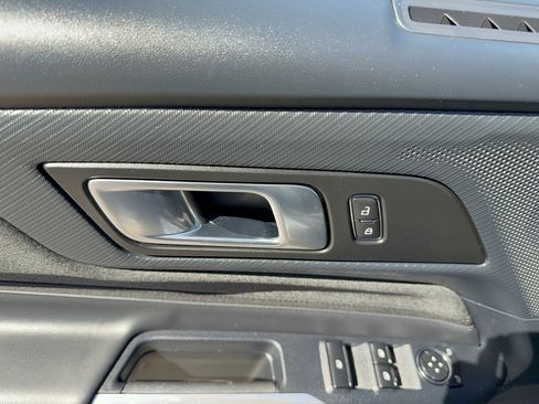 Certified 2024 Ford Mustang Convertible image 10