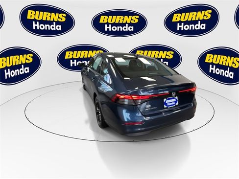 Certified 2025 Honda Accord SE image 3