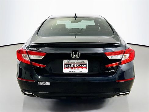 Used 2019 Honda Accord Sport image 6