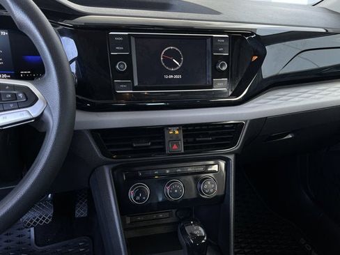 Used 2022 Volkswagen Taos S image 16