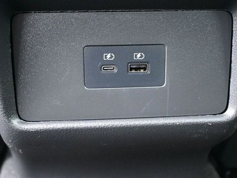 Used 2023 Nissan Rogue SV FWD image 15