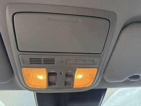 Used 2022 Honda CR-V EX-L image 31