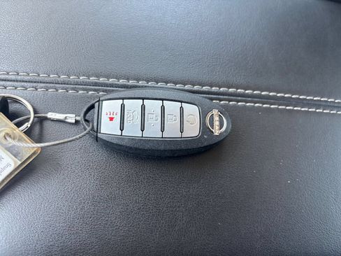 Used 2025 Nissan Altima 2.5 SV FWD image 20