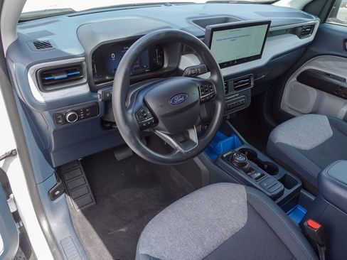 Used 2026 Ford Maverick XLT w/ Equipment Group 301A AWD/4WD image 9