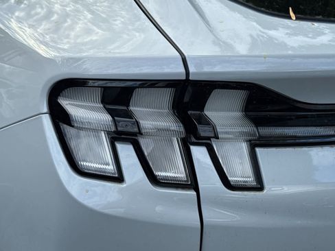 Used 2023 Ford Mustang Mach-E Select RWD image 10