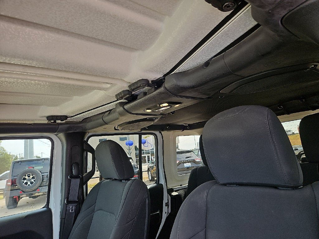 Used 2019 Jeep Wrangler Unlimited Sport S AWD/4WD image 22