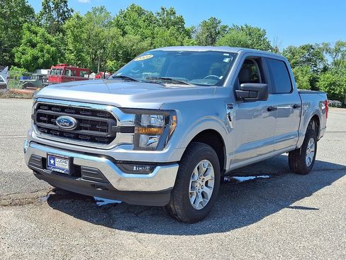 Used 2023 Ford F150 XLT AWD/4WD image 5