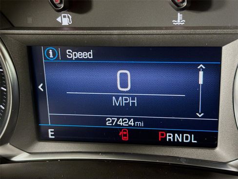 Used 2023 Chevrolet Equinox LT AWD/4WD image 2
