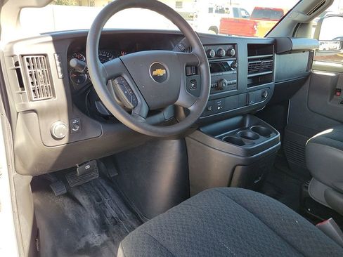 Used 2024 Chevrolet Express 2500 w/ Driver Convenience Package image 10