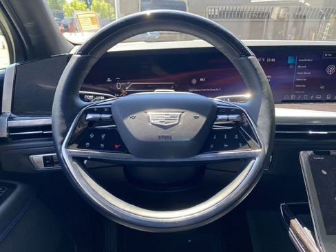 Certified 2026 Cadillac Escalade IQ Luxury 1 AWD/4WD image 20