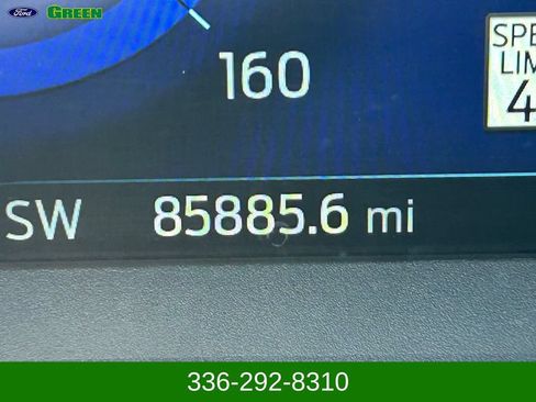 Used 2020 Ford Escape Titanium AWD/4WD image 17