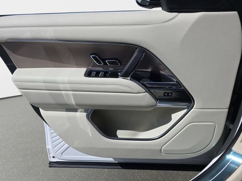 New 2026 Land Rover Range Rover SE AWD/4WD image 28