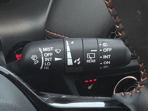 Used 2025 Honda HR-V Sport image 37