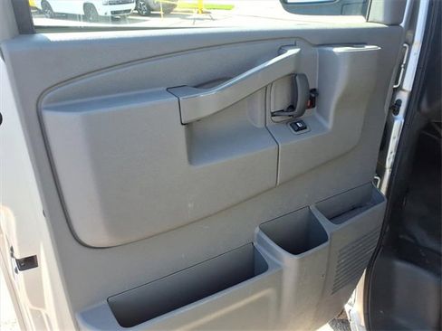 Used 2020 GMC Savana 2500 w/ Driver Convenience Package image 10