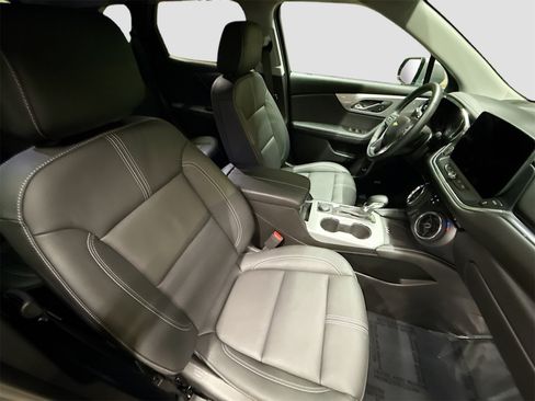 New 2025 Chevrolet Blazer LT w/ Sound & Technology Package image 29