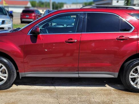 Used 2017 Chevrolet Equinox LT w/ Convenience Package AWD/4WD image 1