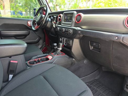 Used 2021 Jeep Gladiator Sport AWD/4WD image 13