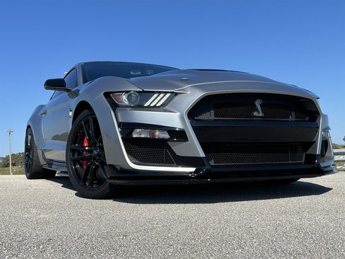 Used 2020 Ford Mustang Shelby GT500 w/ Technology Package image 22