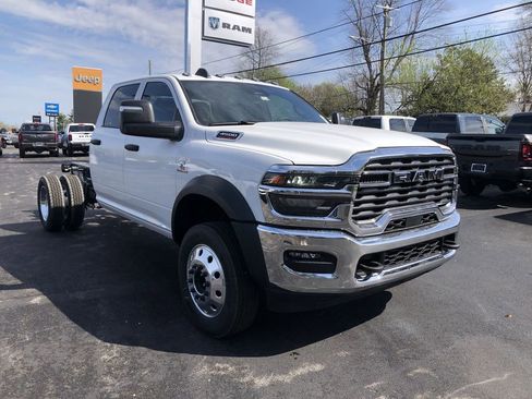 New 2026 RAM 4500 Tradesman AWD/4WD image 15