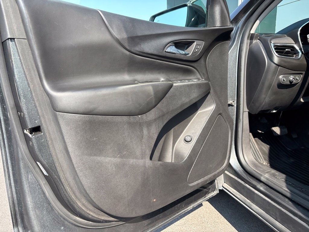 Used 2021 Chevrolet Equinox LT AWD/4WD image 12