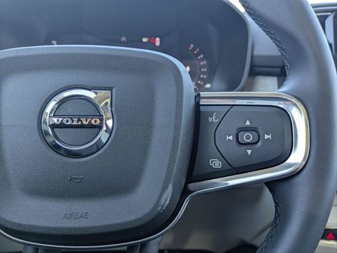 Used 2026 Volvo XC40 B5 Plus w/ Protection Package Premier AWD/4WD image 15